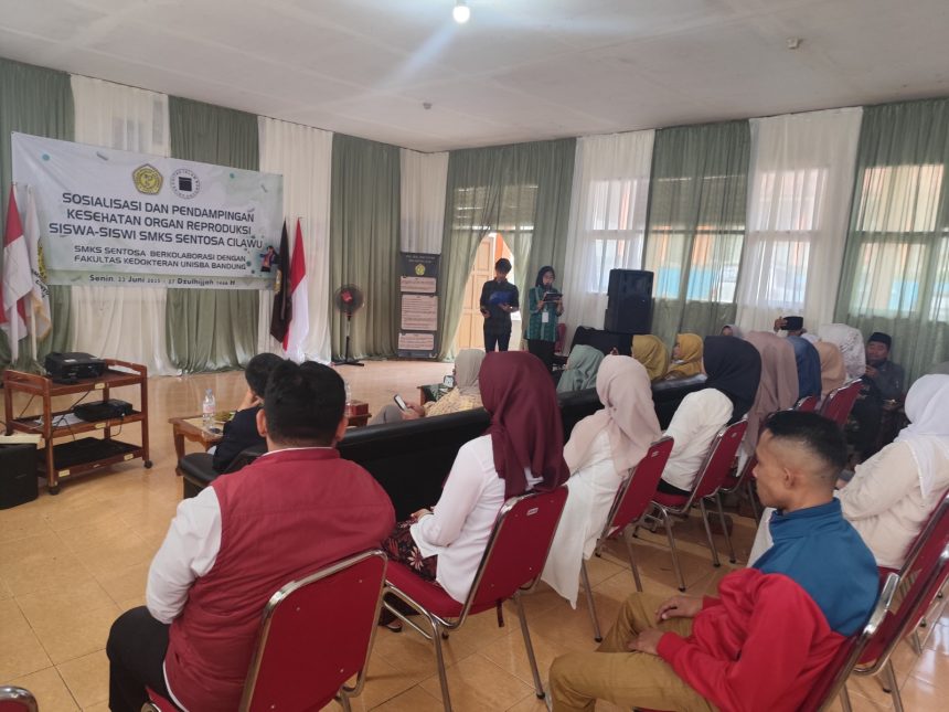 FK Unisba Dorong Edukasi Kesehatan Reproduksi Siswa SMK Sentosa Garut