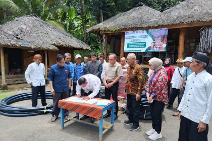 Dari Air Bersih hingga Relawan Siaga Api: Warga Kampung Adat Kuta Belajar Mandiri Bersama Unisba