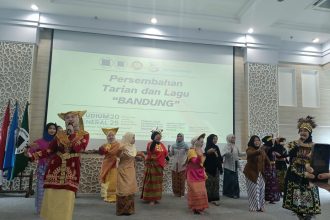 Menumbuhkan Jiwa Kreatif dan Tangguh Sejak Dini: Kisah Inspiratif dari Studium General PG-PAUD Unisba