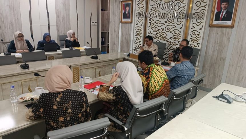 FH Unisba Perkuat Sinergi dengan DPRD Jawa Barat, Bahas Kerja Sama Kelembagaan