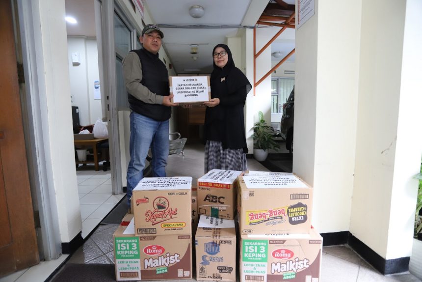 3IKB Unisba Salurkan Bantuan Kemanusiaan untuk Korban Longsor di Cisarua KBB
