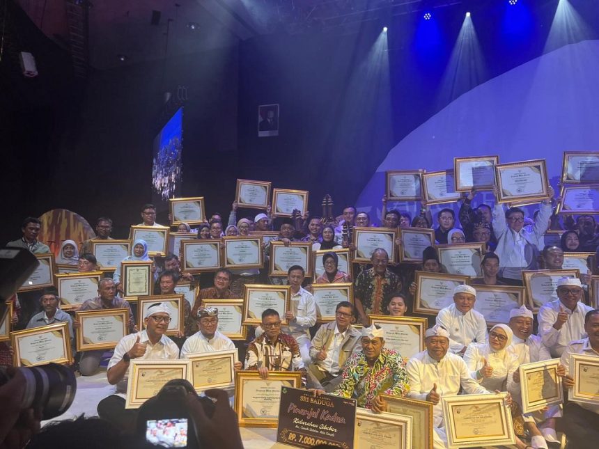 Dosen Teknik Industri FT Unisba Terima Apresiasi Dewan Juri KDM Awards 2025 Provinsi Jawa Barat