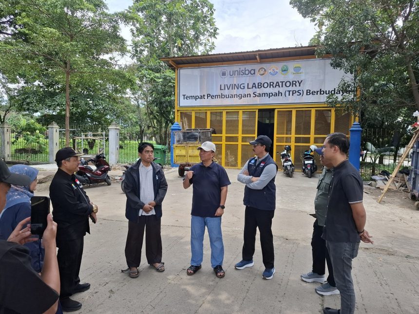 Rektor Unisba dan Sekda Jabar Tinjau Pengembangan Reaktor Plasma Dingin di TPS Berbudaya Arcamanik