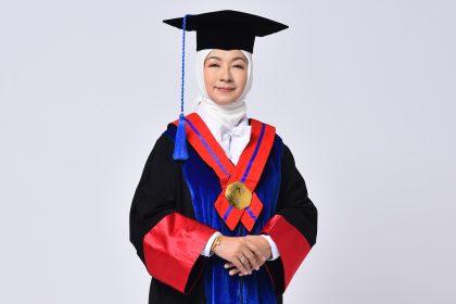 Prof. Dr. Ratna Januarita Resmi Menjadi Guru Besar Unisba, Fokus pada Pengembangan Hukum Kontrak