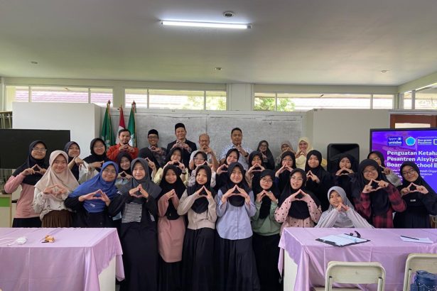 LPPM Unisba Dorong Ketahanan Pesantren melalui Program Kompos Berkelanjutan di ABS Bandung