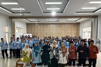 Pesantren Apoteker Perdana Unisba Cetak Apoteker Muslim Berkarakter dan Berintegritas