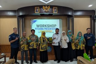 Fikom Unisba Latih Siswa DKV SMK YPC Tasikmalaya Kuasai Skill Pitching untuk Bekal Dunia Kerja
