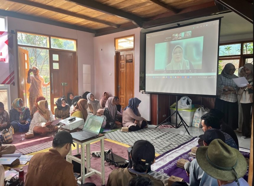 FK Unisba Dorong Hilirisasi Tanaman Obat, Petani Kampung Wangun Kini Miliki Teknologi Pengering Sederhana