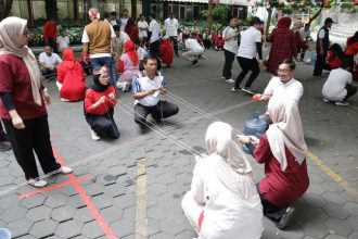Unisba Tingkatkan Kompetensi Tendik dan Perkuat Kebersamaan Lewat Pertemuan serta Pelepasan Purnabakti