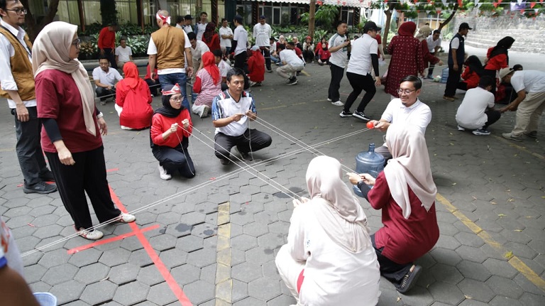 Unisba Tingkatkan Kompetensi Tendik dan Perkuat Kebersamaan Lewat Pertemuan serta Pelepasan Purnabakti