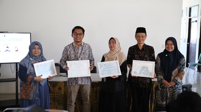 Milad Unisba 2026 Dorong Generasi Muda Berdaya Saing, Cerdas Finansial, dan Berakhlak Mulia