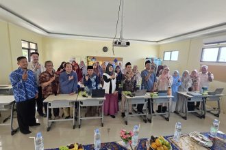 Fikom Unisba Perkuat Kompetensi Guru JSIT Majalengka dalam Produksi Konten Pembelajaran Digital