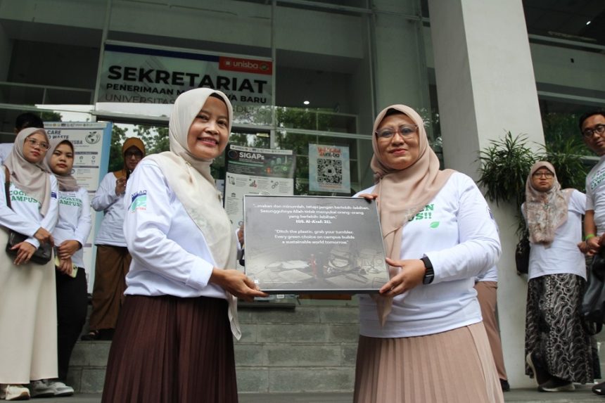 FK Unisba Gerakkan Eco Green Campus, Mahasiswa Baru Diajak Menjaga Lingkungan Sejak Hari Pertama
