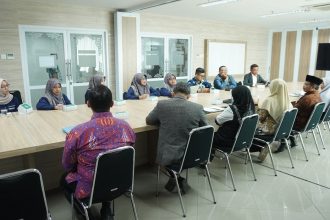 UIN KHAS Jember Benchmarking ke FTK Unisba, Bahas Tata Kelola dan Perkuat Kolaborasi Pendidikan Tinggi