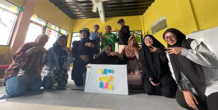 Mahasiswa Profesi Psikologi Unisba Perkuat Sense of Community Warga Buruan SAE Ekoswara Permata