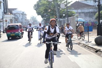 567 Peserta Ramaikan Funbike Milad ke-68 Unisba, Susuri Sejumlah Ikon Kota Bandung