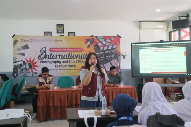 Communicating Change, Bekali Siswa SLB Bandung dengan Keterampilan Public Speaking dan Personal Branding Digital