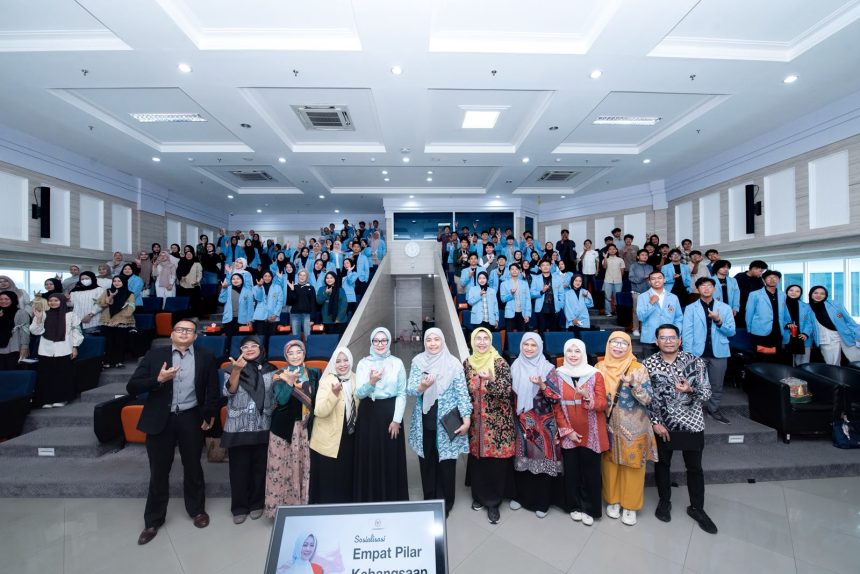 Atalia Praratya Ajak Mahasiswa Fikom Unisba Hidupkan Empat Pilar di Era Digital