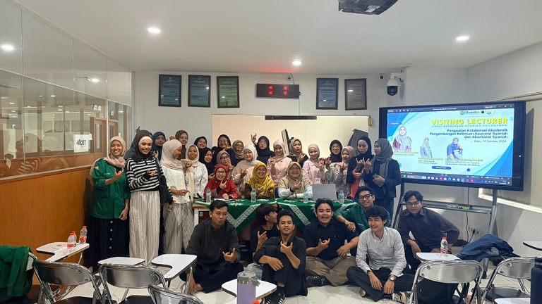 Dosen Unisba Mengajar di UHAMKA, Perkuat Wawasan Mahasiswa tentang Asuransi dan Akuntansi Syariah